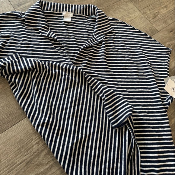 CHICO’S Linen striped Henley tee 🤍 - Picture 11 of 16